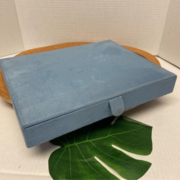 Reed & Barton Faux Suede Travel Jewelry Organizer Box - Picture 2 of 11